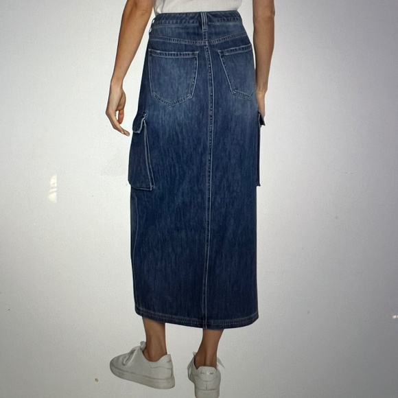 Liverpool Los Angeles Denim Cargo Skirt (runs large) - Picture 2 of 10